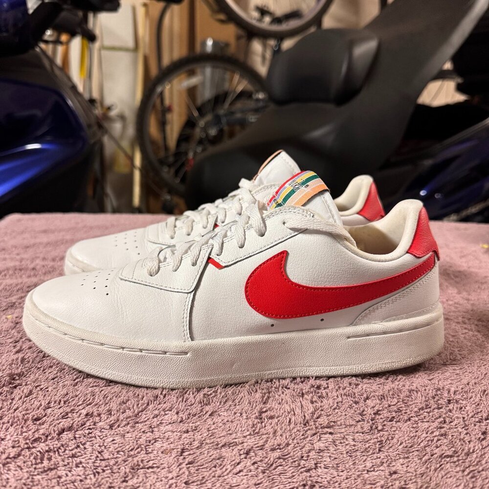 Women's Size 9 - Nike Court Blanc White Track Red Preloved